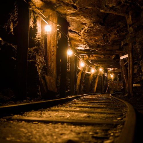 Loiaconomax Thebrooksmineno3vein